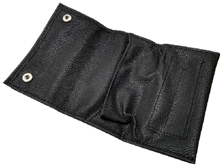 Petite Blague à Tabac Noire 13 x 22cm